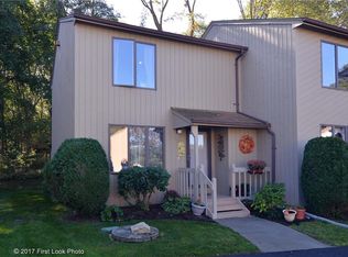 51 Kristee Cir, West Warwick, RI 02893