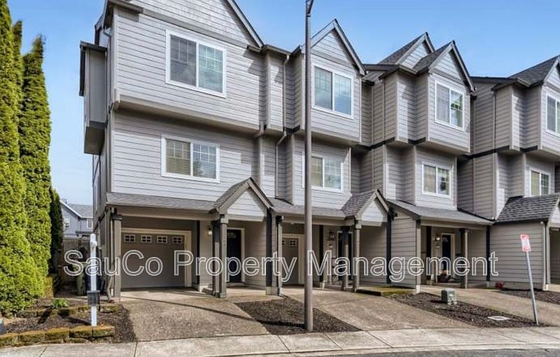 1st image of 7839 NE Kian Ln