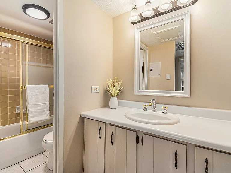8060 E Girard Ave #915 — Photo 7