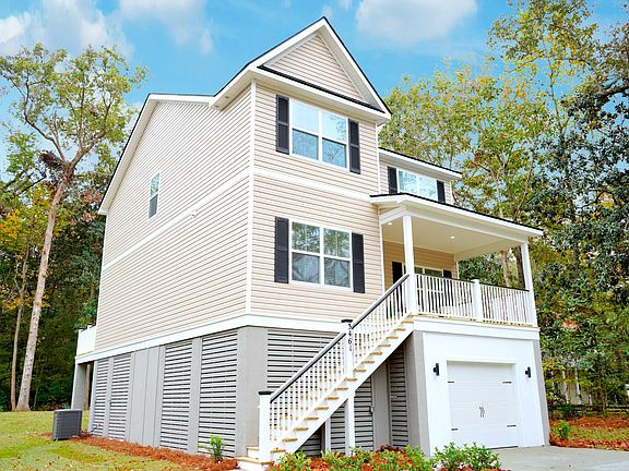 3rd image of 3461 Walter Dr