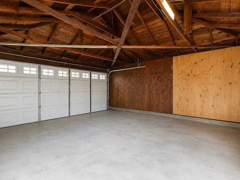 329 E Maple Ave — Photo 17