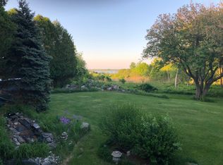 34 Mulholland Dr, Ipswich, MA 01938