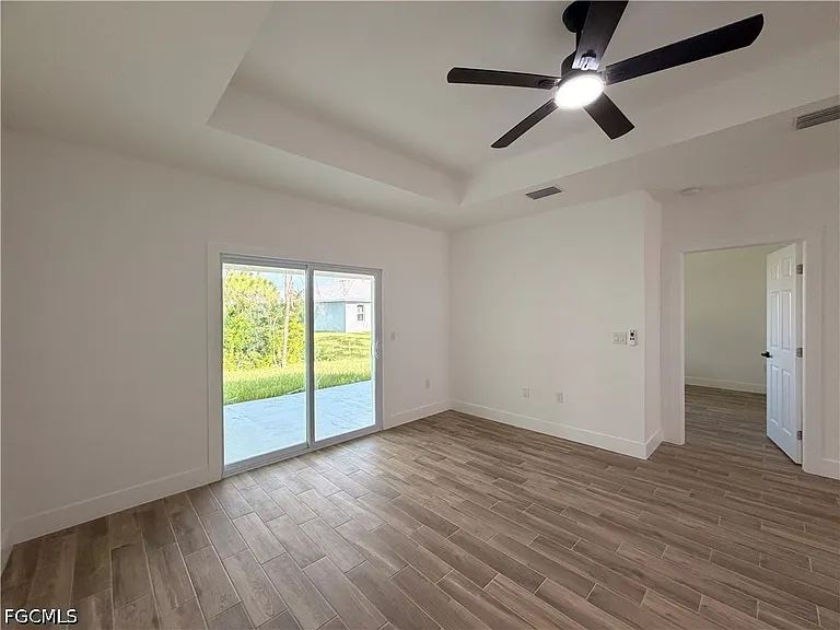 2212 Armour Rd — Photo 17