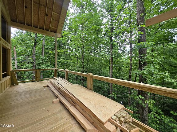 3rd image of 4276 Parkside Village Dr