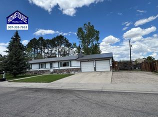 670 Wood St, Lander, WY 82520