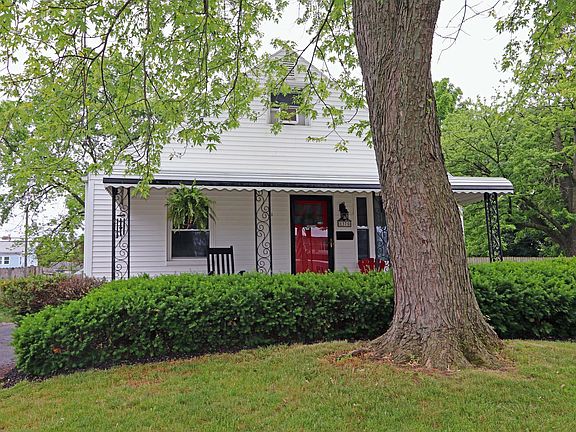 2nd image of 1375 Briarwood Ave