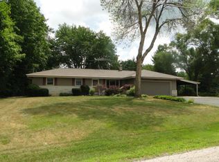 8511 Halverson Rd, Waterford, WI 53185
