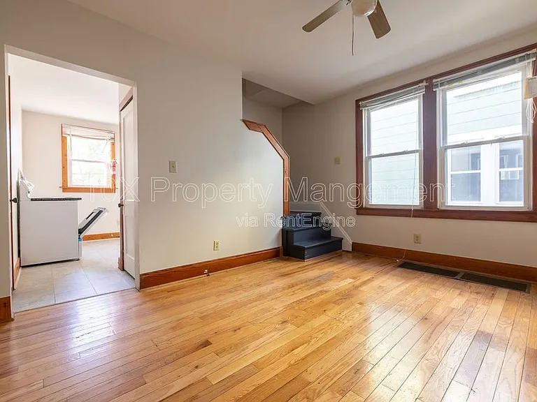 2743 Steele Ave — Photo 7