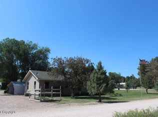 620 Salem Ave, Newcastle, WY 82701