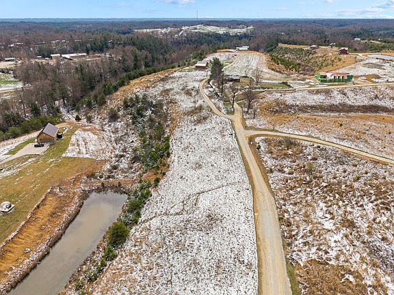 4th image of 101 Shawnee Run