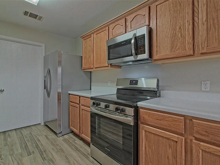 232 Brickyard Ln — Photo 16