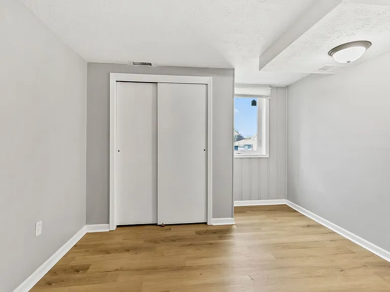 7215 S 41st Ave — Photo 23