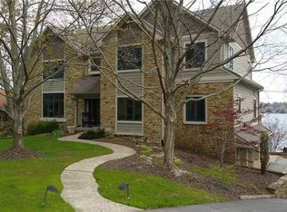 9335 Seascape Dr, Indianapolis, IN
