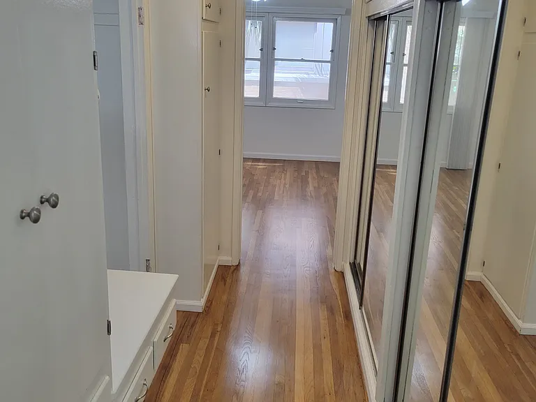 1040 E Ocean Blvd #5 — Photo 6