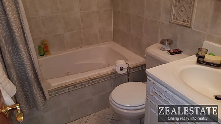 Rented by ZealEstate Group Inc | media 49