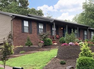 1308 Court Field Rd, Knoxville, TN 37922