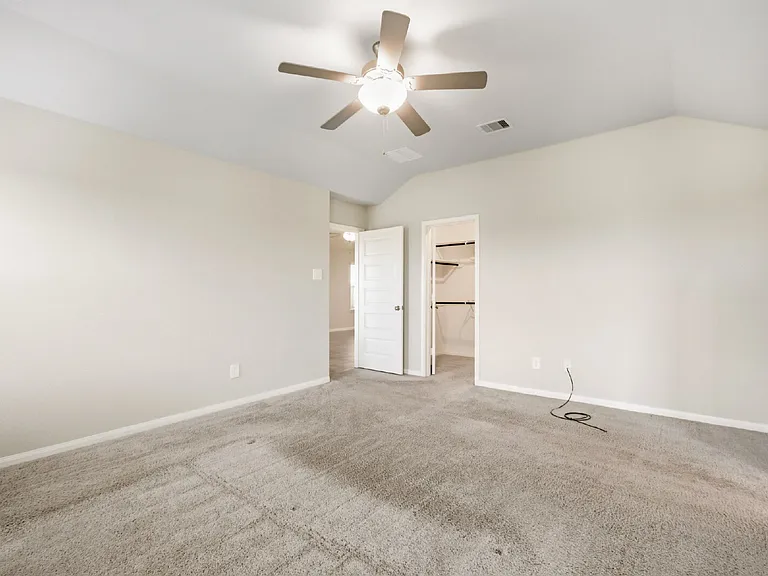 1207 Cascade Hills Dr — Photo 13