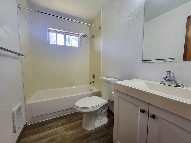 3874 Liberty Rd S — Photo 9