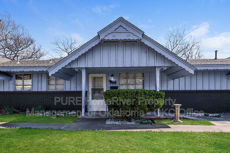 1st image of 3906 S Hudson Ave