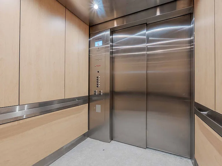 Grand Place 55+ Apartments — Photo 9