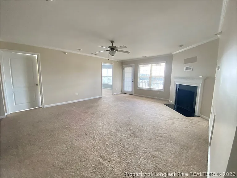 1305 Kershaw Loop #219 — Photo 3