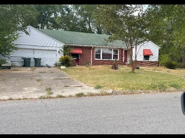 1368 Harriot St, Beaumont, TX 77705