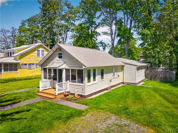 105 26th Ave, Blossvale, NY 13308