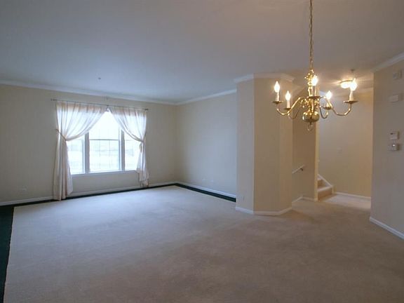 2nd image of 2872 N Greenwood Ave