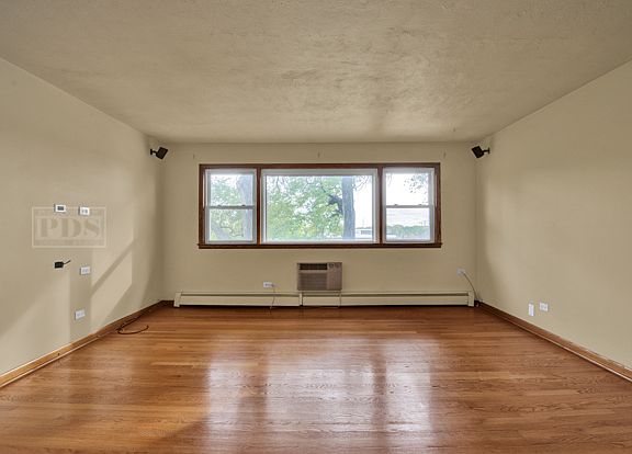 3rd image of 308 Beach Ave APT 3D
