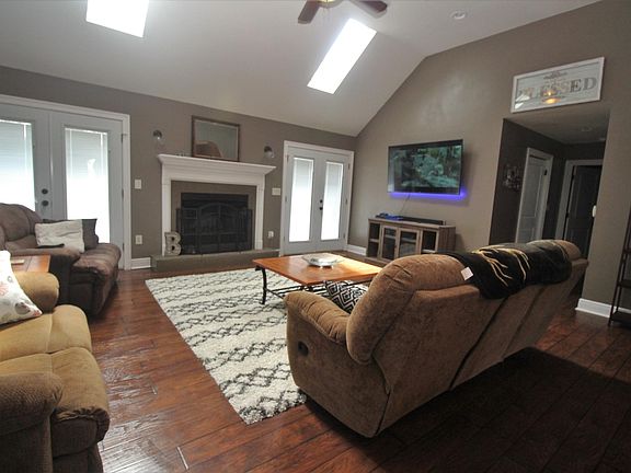 2nd image of 22333 Heritage Dr