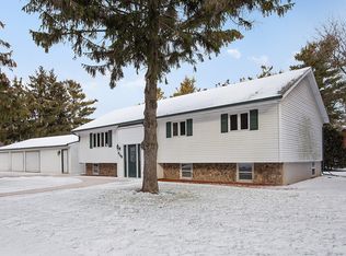 409 Woodridge Dr, Reedsville, WI 54230