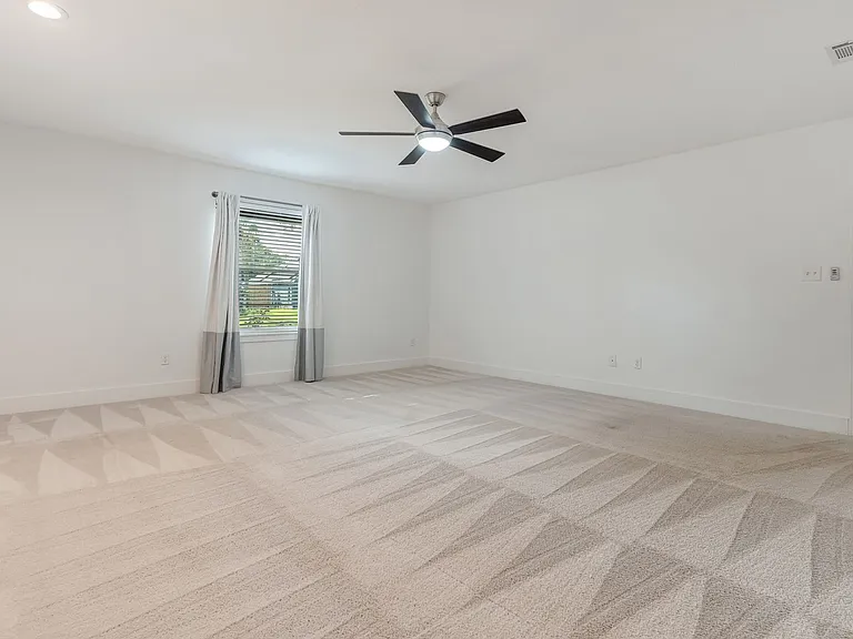 10008 Calle De Palencia — Photo 36