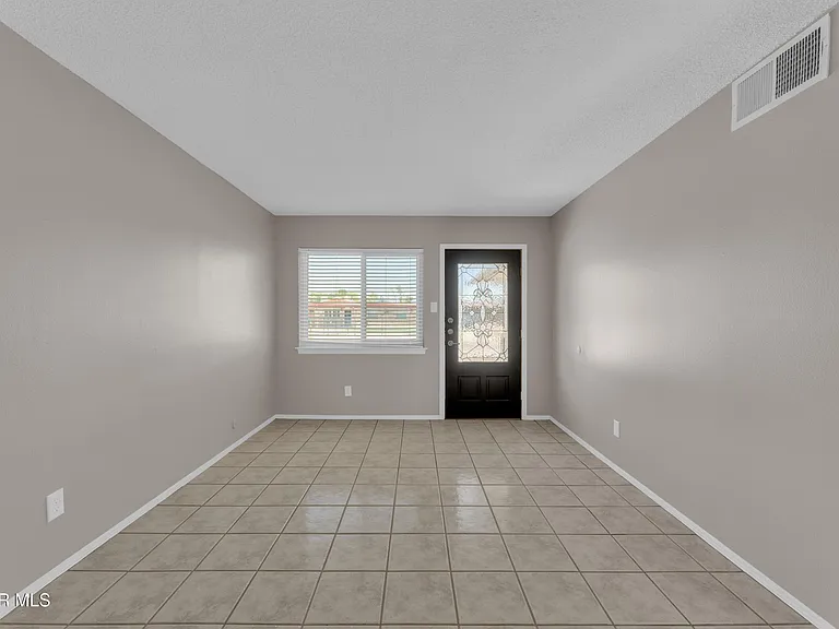 228 Caribe Cir — Photo 8