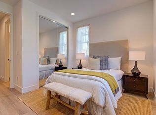 817 N Sycamore Ave #819, Los Angeles, CA 90038