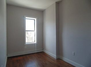 305 Bradford St APT 1, Brooklyn, NY