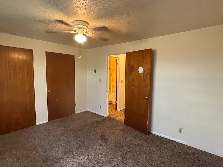 486 Whittier St #10 — Photo 4