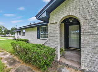 5302 County Road 155, Alvin, TX 77511