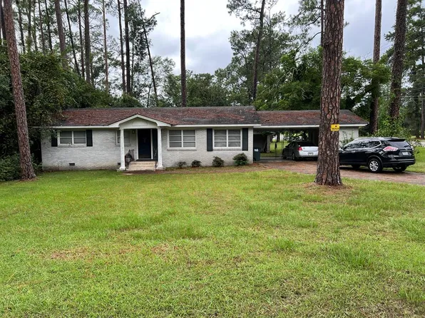 101 Westlake Dr, Quitman, GA 31643