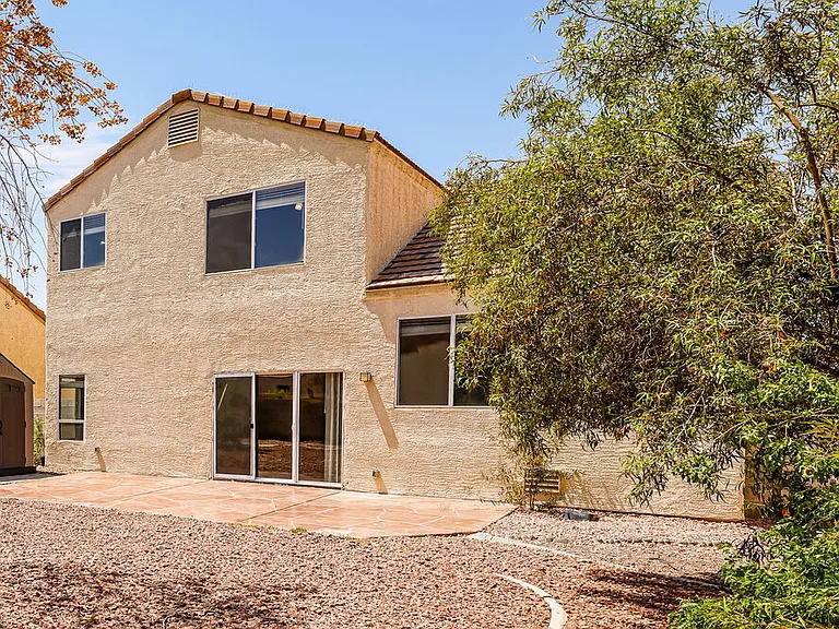 9586 Lavarun Ct — Photo 17