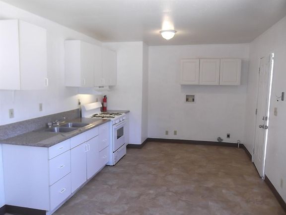 2nd image of 5828 Rupert Ave