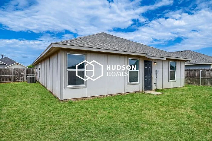 6937 Phoenix Dr — Photo 12