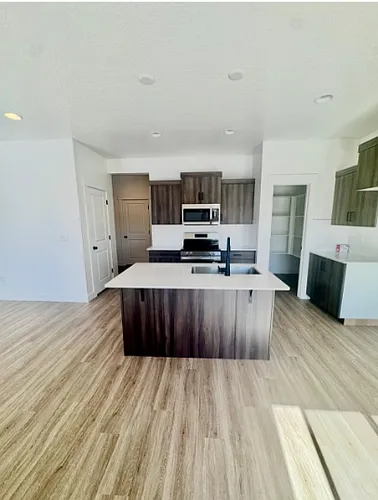 5718 S Weehawken Ln Photo 1