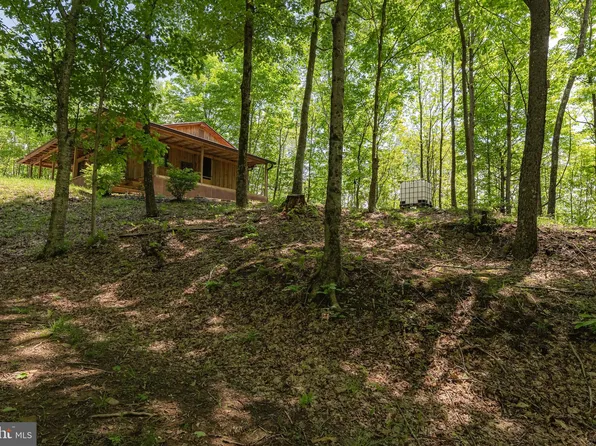 2796 Little Creek Rd, Summersville, WV 26651