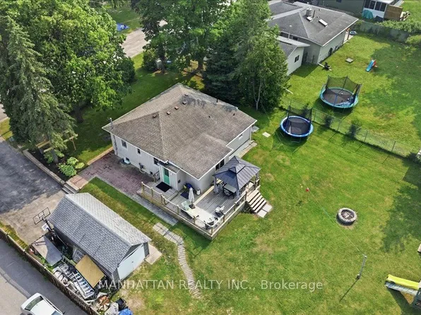 10 Victor Dr, Whitchurch Stouffville, ON L4A 3G5