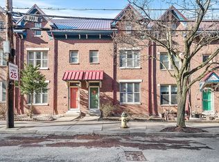 1164 Voskamp St, Pittsburgh, PA 15212