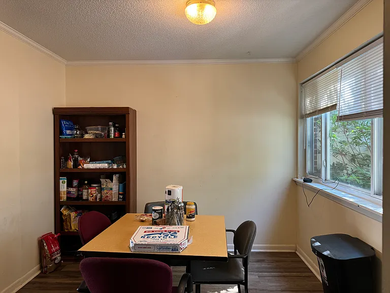 2371 Champion Ct — Photo 11