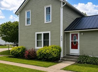 195 E Chestnut St, Waterloo, IN 46793