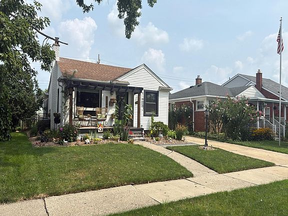 3rd image of 12972 Ward St