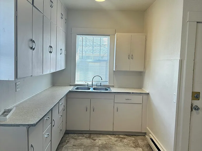 811 Saint James St #2 — Photo 1