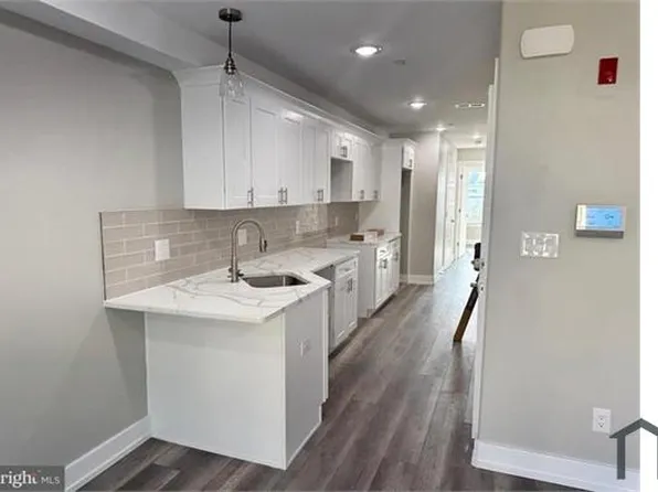 2240 N 2nd St #3, Philadelphia, PA 19133